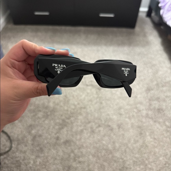 Prada Sunglasses - Picture 4 of 14